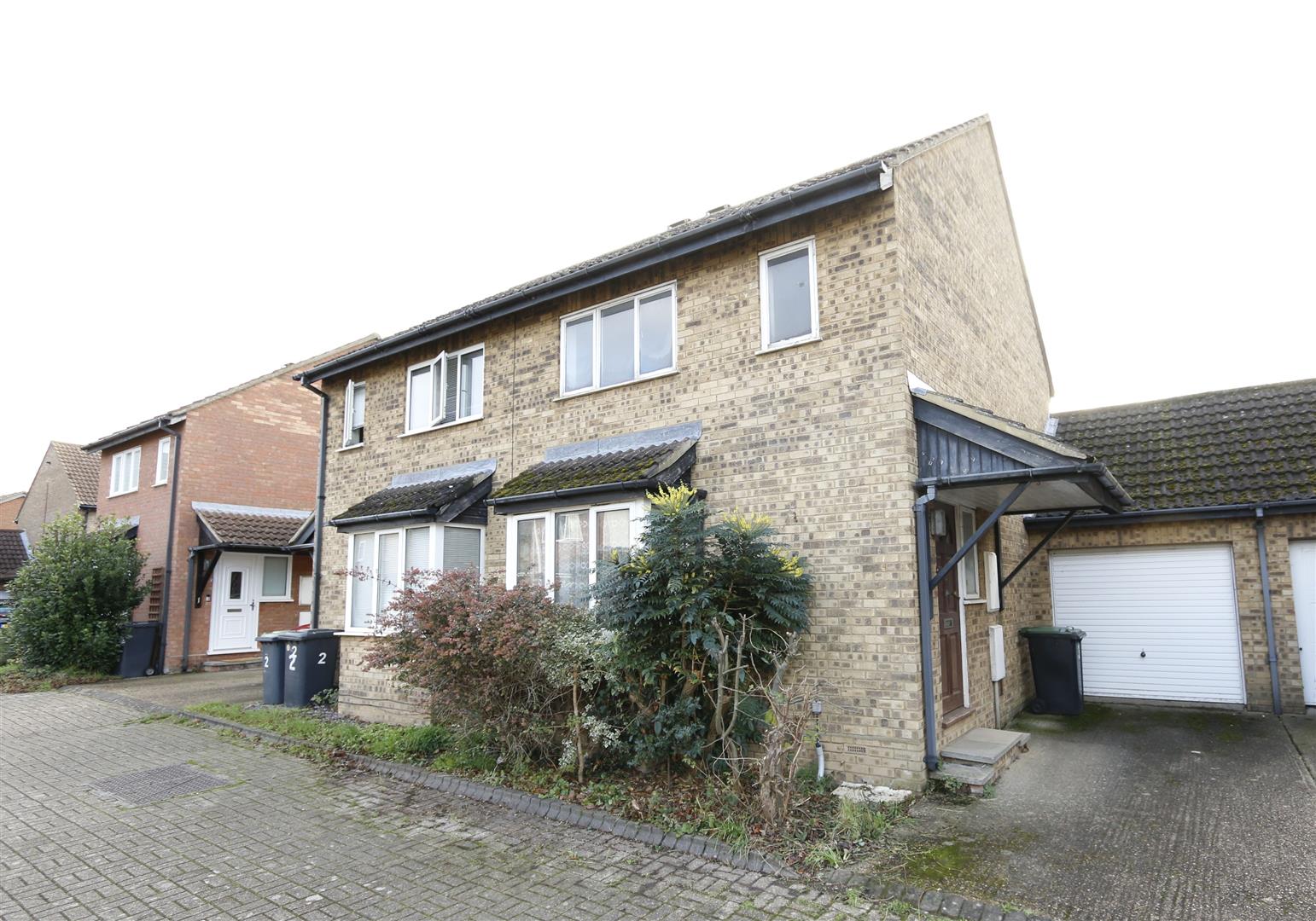 Cedar Close Shefford